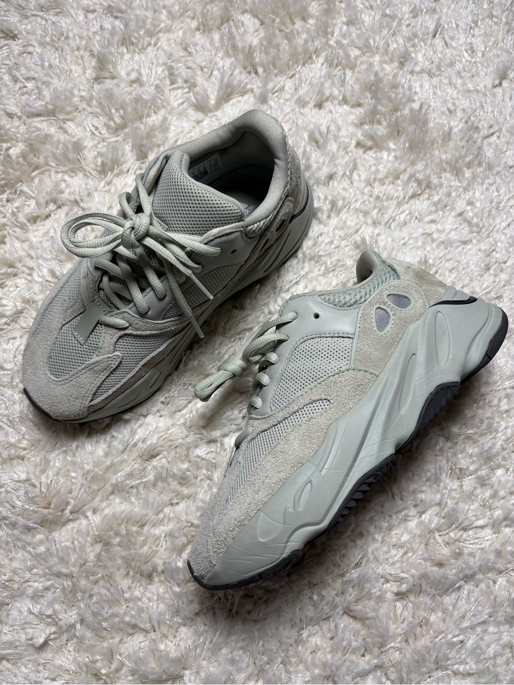 Adidas YEEZY Boost 700 "Salt"